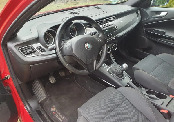 Alfa Romeo Giulietta cena 20000 przebieg: 173000, rok produkcji 2011 z Krotoszyn małe 781